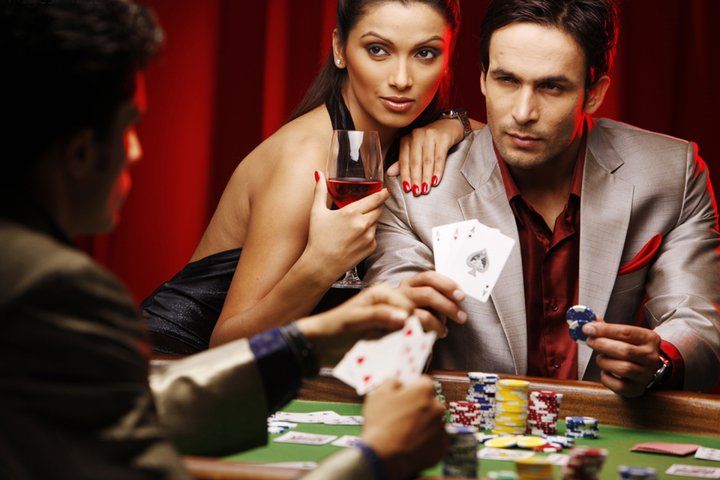 Live Caribbean Stud Poker table on indosatoto with dealer and player cards visible